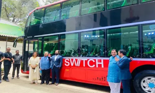 లాంచ్ అయిన దేశంలోనే తొలి ఎలక్ట్రిక్ డబుల్ డెక్కర్ ఏసీ బస్సు