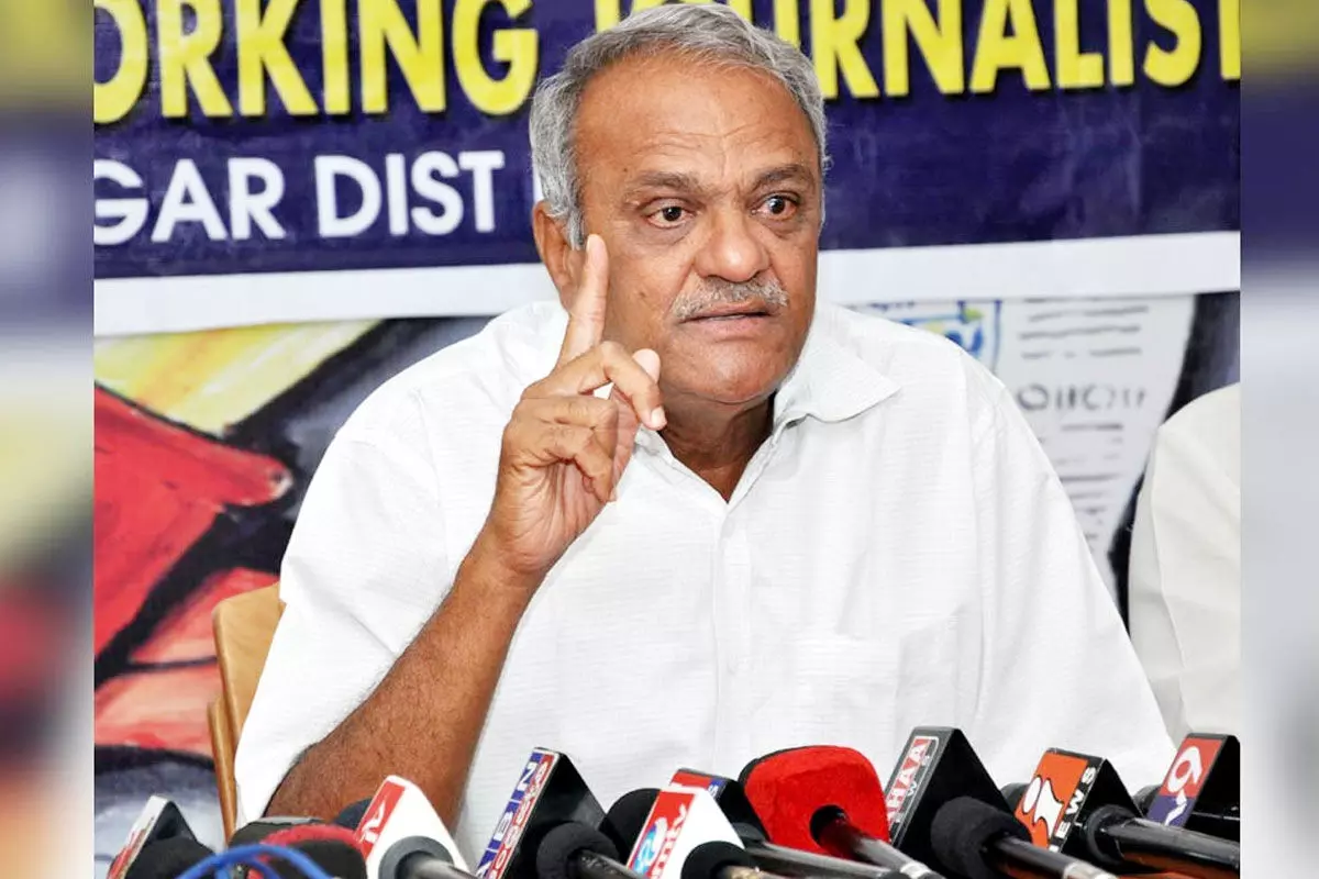 మునుగోడులో మా లక్ష్యం అదే.. CPI నారాయణ కీలక వ్యాఖ్యలు మునుగోడులో మా లక్ష్యం అదే.. CPI నారాయణ కీలక వ్యాఖ్యలు