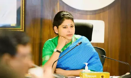 బిల్కిస్‌ బానో కేసు.. వివాదాస్పదమైన Smita Sabharwal రియాక్షన్!