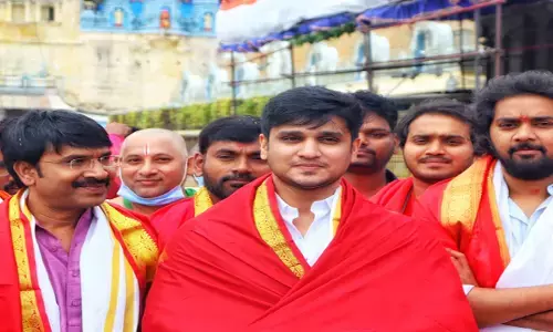 శ్రీవారి సన్నిధిలో Karthikeya 2 మూవీ యూనిట్..