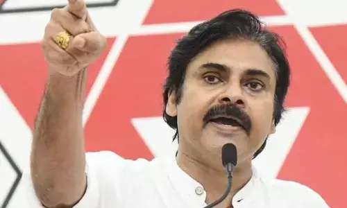 చిరంజీవితో దండం పెట్టించుకుంటారా.. Jagan Mohan Reddy పై Pawan Kalyan సీరియస్ (వీడియో)