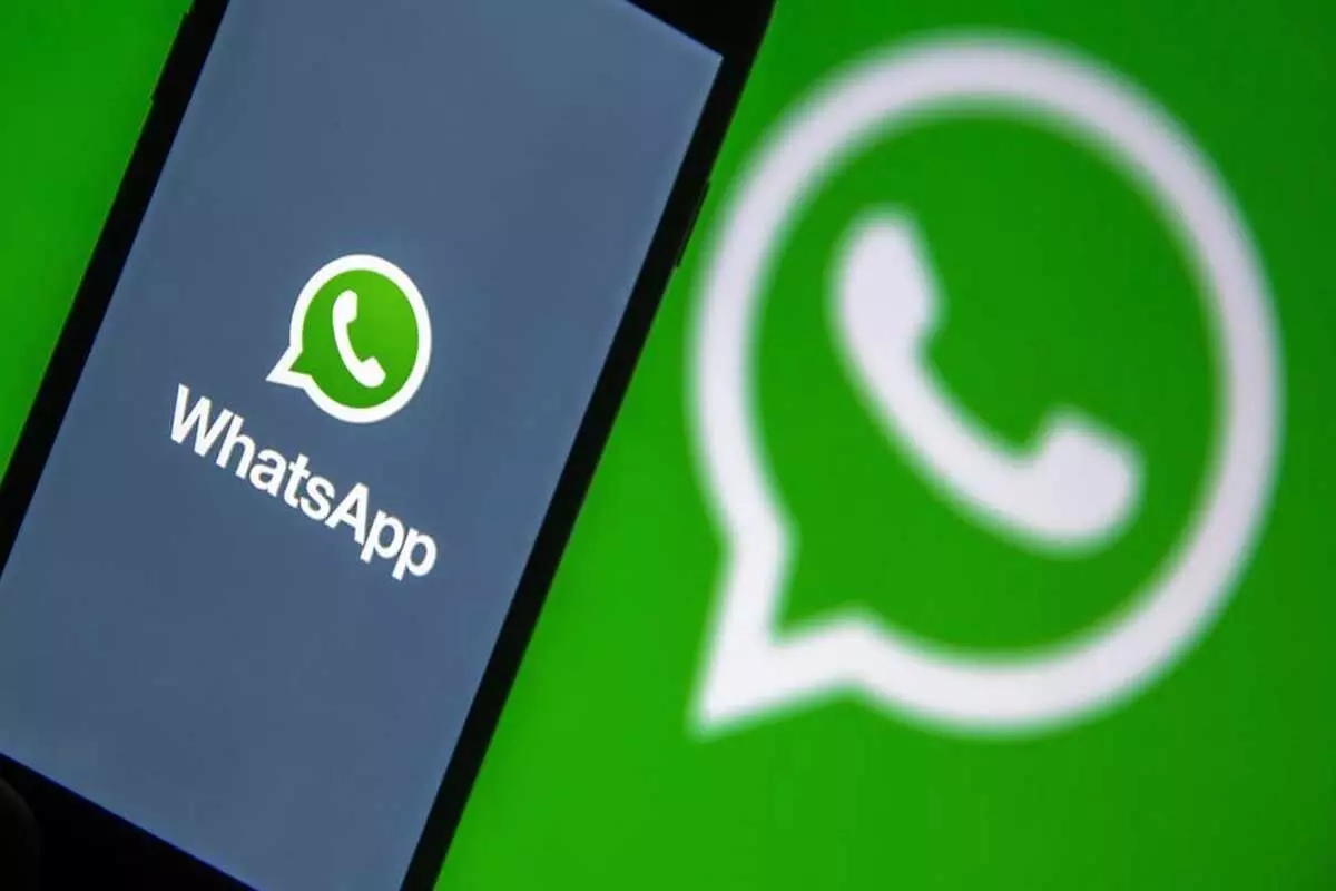 ఇకపై WhatsApp చాటింగ్లోనే స్టేటస్ చూడచ్చు! ఇకపై WhatsApp చాటింగ్లోనే స్టేటస్ చూడచ్చు!