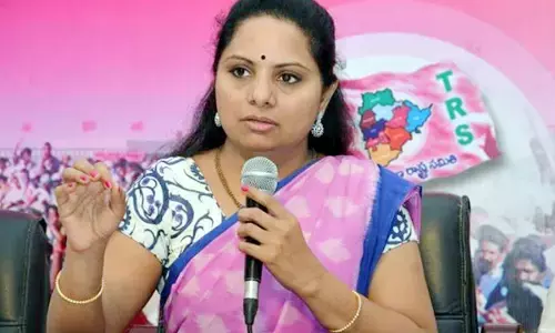 లిక్కర్ కుంభకోణంపై స్పందించిన MLC కవిత.. కేంద్రంపై కీలక వ్యాఖ్యలు