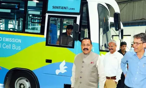భారత్‌లో తొలి హైడ్రోజన్ ఫ్యూయల్ సెల్ బస్