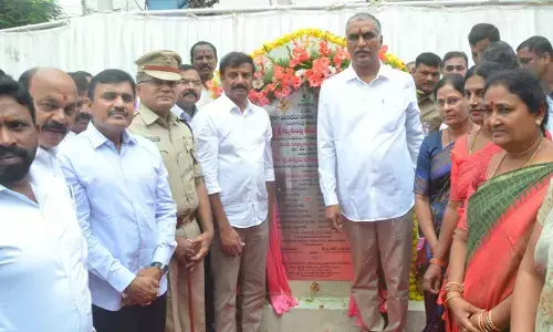 మహిళల సహాయం కోసమే భరోసా కేంద్రం : Minister Harish Rao