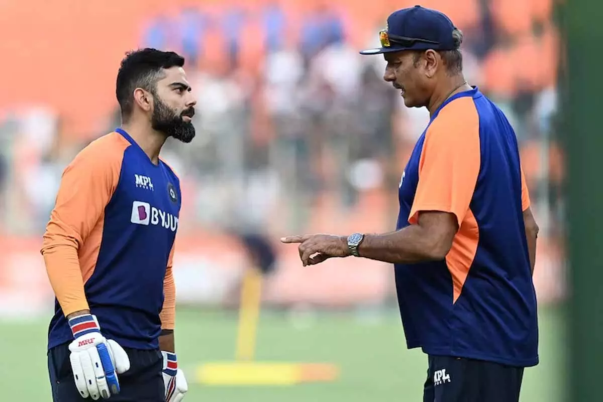Virat Kohli : ఆ ఒక్క పని చేస్తే అందరి నోళ్లు మూతపడుతాయి: రవిశాస్త్రి కీలక వ్యాఖ్యలు Virat Kohli : ఆ ఒక్క పని చేస్తే అందరి నోళ్లు మూతపడుతాయి: రవిశాస్త్రి కీలక వ్యాఖ్యలు