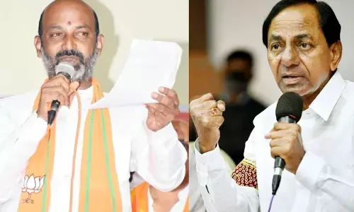 బండికి కేసీఆర్ సర్కార్ షాక్.. పాదయాత్రపై High Court లో పిటిషన్