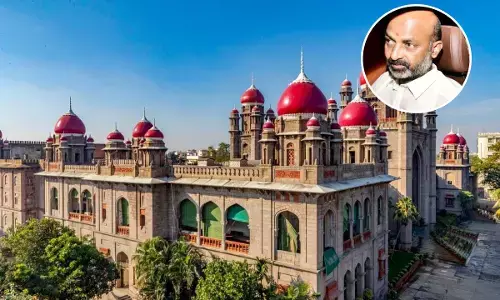 High Court కు బండి సంజయ్.. అత్యవసర విచారణకు అనుమతి