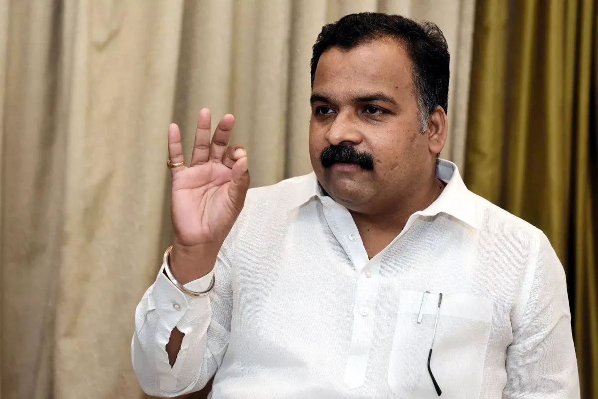 టార్గెట్ మాణిక్కం ఠాగూర్.. అసంతృప్తులతో కలిసిపోయిన Revanth Reddy..? టార్గెట్ మాణిక్కం ఠాగూర్.. అసంతృప్తులతో కలిసిపోయిన Revanth Reddy..?