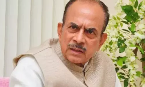 పాతబస్తీ అల్లర్లపై హోంమంత్రి సీరియస్: Mahmood Ali