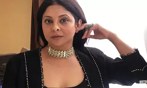 Shefali Shah: నమ్మిస్తూనే నవ్వుల పాలు చేస్తున్నారు.. ఎవరినీ నమ్మొద్దంటున్న షెఫాలీ