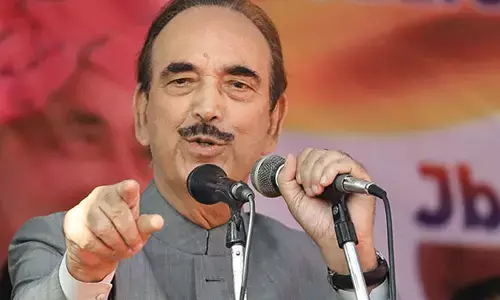 బ్రేకింగ్ న్యూస్.. కొత్త పార్టీ ఏర్పాటు దిశగా Gulam Nabi Azad అడుగులు?