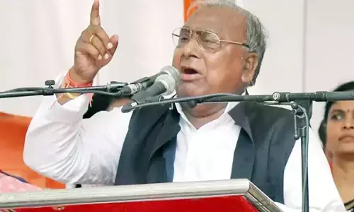 మునుగోడు కాంగ్రెస్ అభ్యర్థిని ప్రకటించి ముందుకెళ్తాం