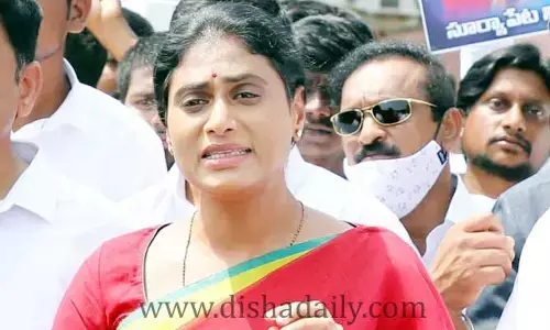 దొంగ లెక్కలు పక్కన పెట్టి నోటిఫికేషన్లు ఇవ్వండి