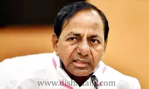 సీఎం కేసీఆర్ సభ మరుసటి రోజే టీఆర్ఎస్‌లో లుకలుకలు!