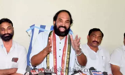 ఆ నియోజకవర్గంలో పోలీసుల రక్షణలో దోపిడి : MP Uttam Kumar Reddy