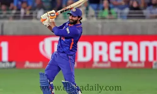 Team India :టీమిండియాకు షాక్.. స్టార్ ఆల్ రౌండర్ దూరం..