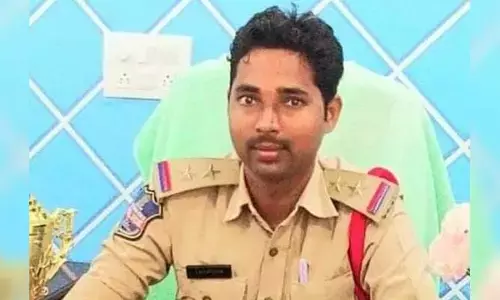 ACB: లంచం తీసుకుంటూ ఏసీబీకి చిక్కిన ఎస్ఐ