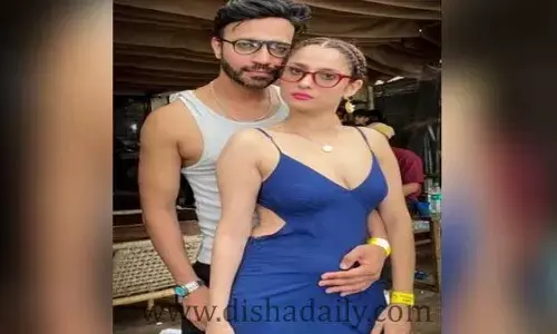 బొడ్డుకింద చేతులు పెడితే ప్రెగ్నెంట్ అయినట్లేనా?.. నెటిజన్లపై Ankita Lokhande ఫైర్