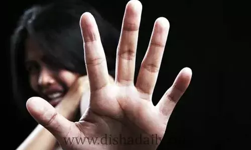 Crime News :ఏయ్ అతడితో SEX చెయ్.. బెదిరించిన తల్లి