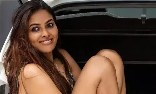Divi Vadthya stunning looks in Floral outfit