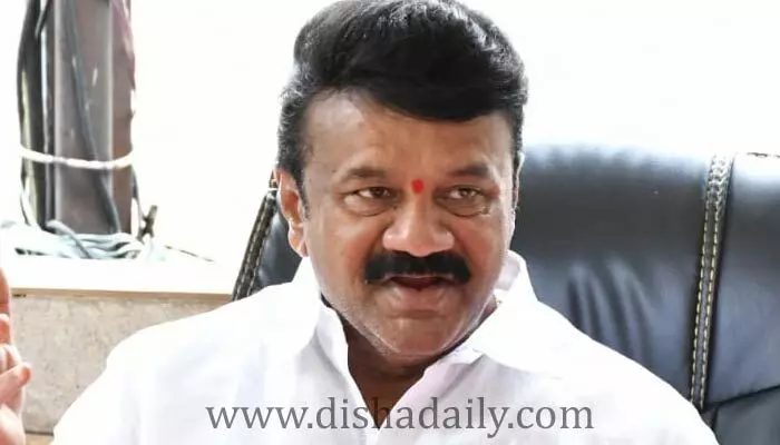 ప్రభుత్వం రెచ్చగొట్టే వ్యాఖ్యలు కరెక్ట్ కాదు: మంత్రి Talasani Srinivas Yadav ప్రభుత్వం రెచ్చగొట్టే వ్యాఖ్యలు కరెక్ట్ కాదు: మంత్రి Talasani Srinivas Yadav