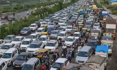హైదరాబాద్‌ - విజయవాడ హైవేపై భారీ రద్దీ