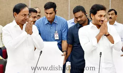 కేసీఆర్‌ను ఇరుకున పెట్టేలా జగన్ నిర్ణయం!