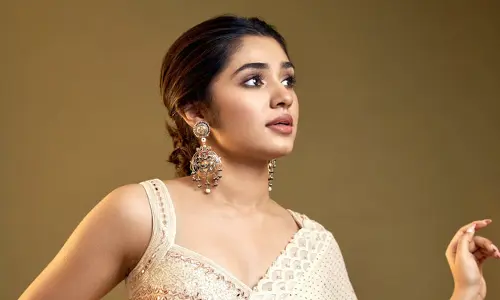 Krithi Shetty latest super hot clicks