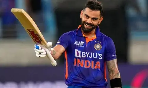 కోహ్లీ సెంచరీ చేసి వారికి కొత్త తలనొప్పి తీసుకువచ్చాడు: రవిశాస్త్రి