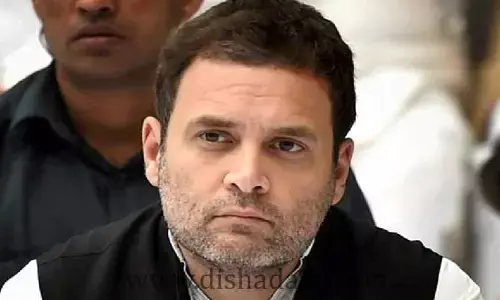 చిక్కుల్లో రాహుల్ గాంధీ.. భారత్ జోడో యాత్రలో వివాదాస్పద వ్యక్తితో భేటీ!