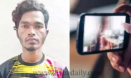 Crime News: అర్ధరాత్రి వార్డెన్ వికృత చేష్టలు.. బ్లూ ఫిల్మ్ చూపిస్తూ ఏడుగురు విద్యార్థులతో..