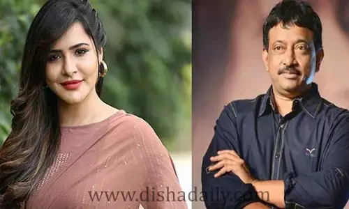 Ashu Reddy బర్త్ డే పార్టీలో రచ్చ చేసిన వర్మ ( RGV ).. (వీడియో)