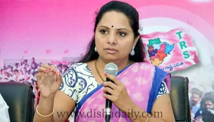 బీజేపీలో చేరకపోతే ఐటీ, ఈడీ కేసులు: MLC Kavitha షాకింగ్ కామెంట్స్ బీజేపీలో చేరకపోతే ఐటీ, ఈడీ కేసులు: MLC Kavitha షాకింగ్ కామెంట్స్