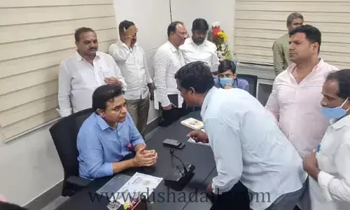 రూటు మార్చిన మంత్రి కేటీఆర్.. సొంత ఇలాఖాలో కొత్త పంథా