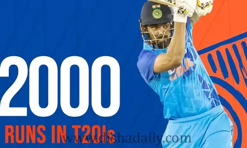 INDvsAUS: కేఎల్ రాహుల్ అరుదైన ఘనత