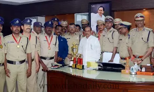 తెలంగాణకు అగ్రస్థానం.. విజేతలను అభినందించిన హోంమంత్రి