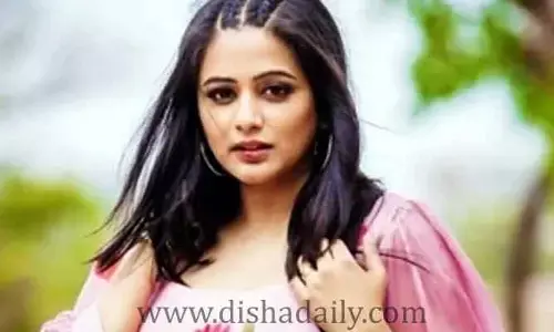 బొడ్డుపై టాటూ చూపించాలని ఆ డైరెక్టర్ విసిగించాడు : Priyamani
