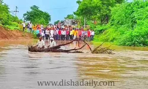 వంతెన నిర్మాణ హామీలు..హుష్‌కాకి