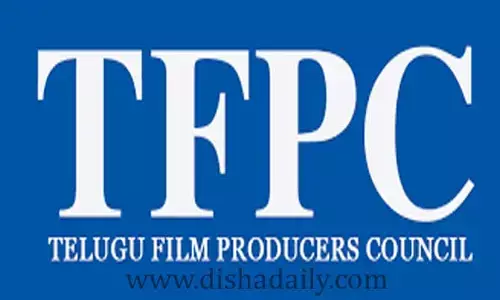 ప్రొడ్యూసర్ కౌన్సిల్ ఎదుట టాలీవుడ్ నిర్మాతల ధర్నా