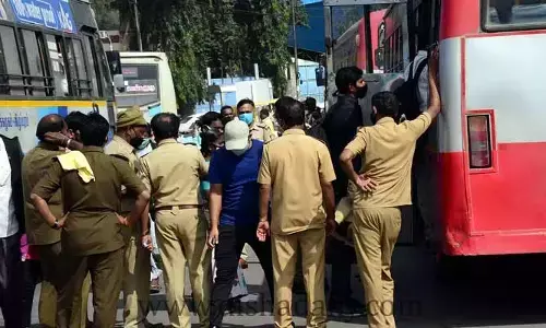 ఆర్టీసీ కార్మికుడు ఆత్మహత్యాయత్నం