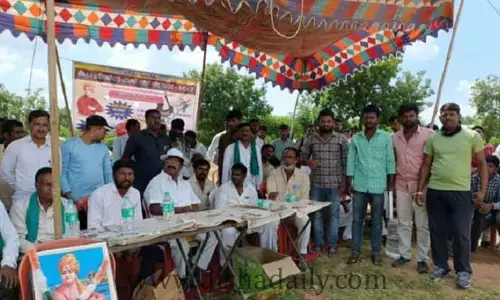 ఆటలతో మానసిక ఉల్లాసం - జుక్కల్ ఎమ్మెల్యే సీంధే