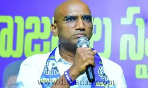 ఈ మాఫియా గ్యాంగ్‌లను ఏం చేద్దాం? డీజేపీని ప్రశ్నించిన R. S. Praveen Kumar