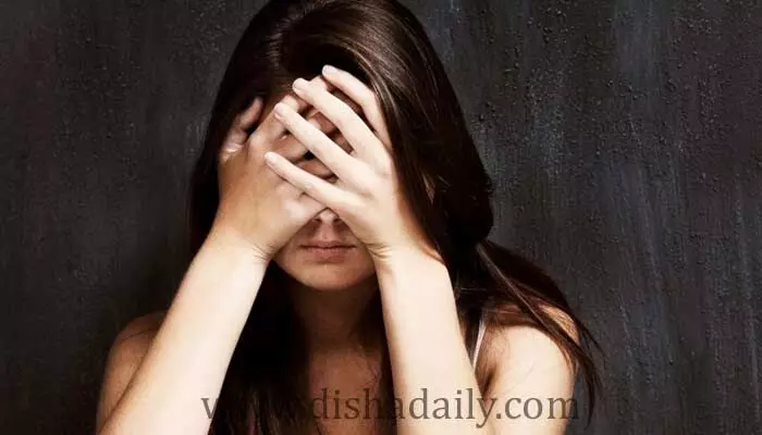 Crime News :ఉమెన్ సూసైడ్ బాధితుల్లో 50% పైగా హౌస్వైఫ్స్.. Crime News :ఉమెన్ సూసైడ్ బాధితుల్లో 50% పైగా హౌస్వైఫ్స్..