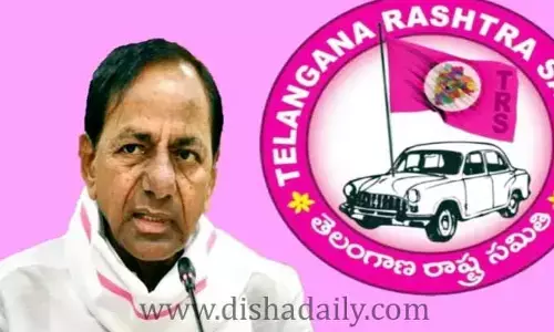 పింఛన్ నుంచి దళితబంధు వరకు.. సంక్షేమ పథకాల్లో సర్కారీ బ్రోకర్లు?