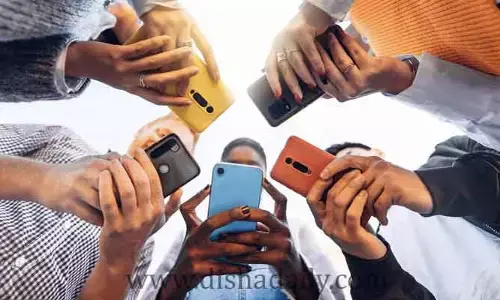 డిజిటల్ డిటాక్స్.. స్క్రీన్ టైమ్ తగ్గించేందుకు మహారాష్ట్ర విలేజ్‌ కొత్త ప్రయోగం