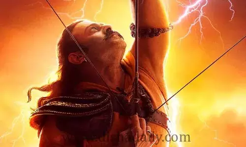 గూస్‌బంప్స్.. ఆదిపురుష్ ఫస్ట్‌లుక్ విడుదల