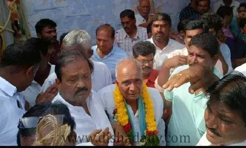 ధైర్యం కోల్పోవద్దు.. మాజీ మంత్రి మహమ్మద్ అలీ షబ్బీర్
