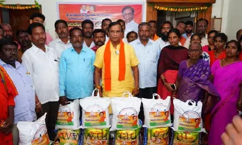 కేసీఆర్ పచ్చి మోసగాడు.. దన్ పాల్ సూర్యనారాయణ