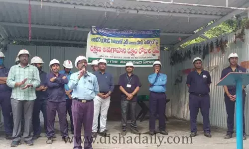 ప్రమాదాల నివారణ ప్రతి ఒక్కరి బాధ్యత.. రక్షణ అధికారి ఓదెలు